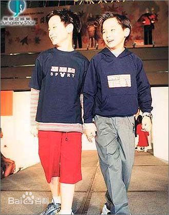 张宇豪成长经历素颜照相册