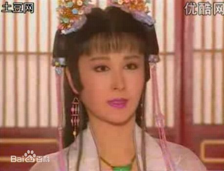 林千钰(Charry Lin)参演的《游龙惊凤》精选剧照