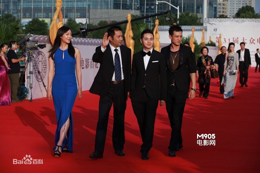 高清梁杰在《地下室惊魂》参加大众电影百花奖颁奖典礼中的图集