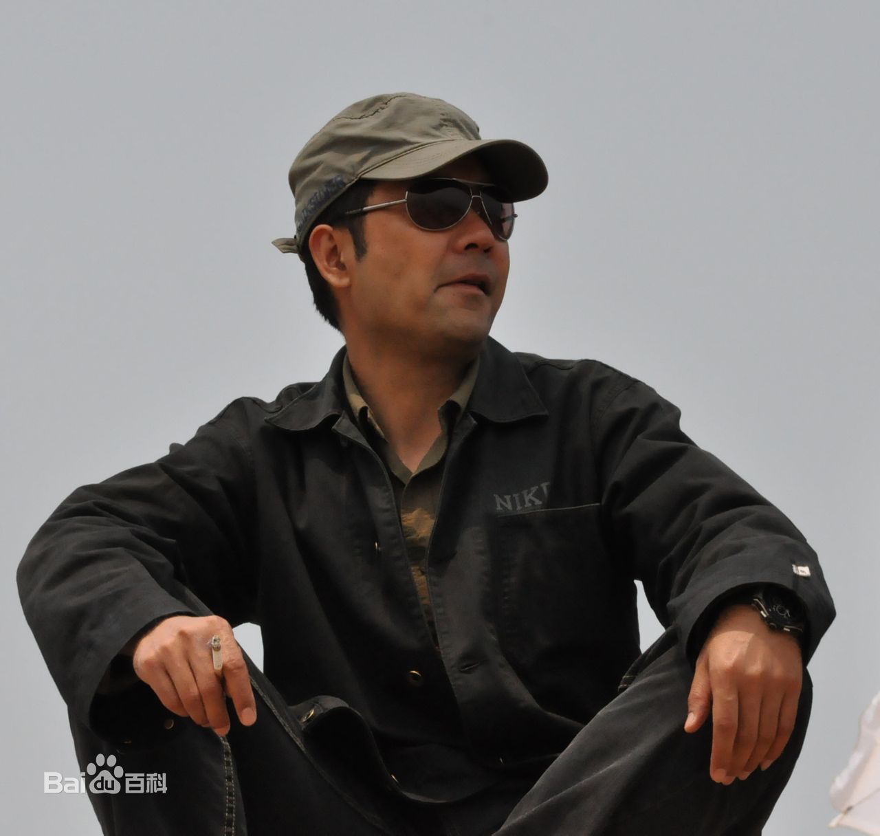 梁杰工作照图片图集