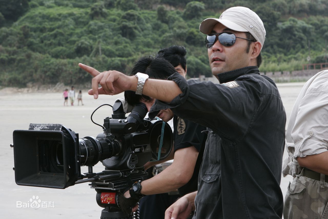 梁杰工作照图片图集