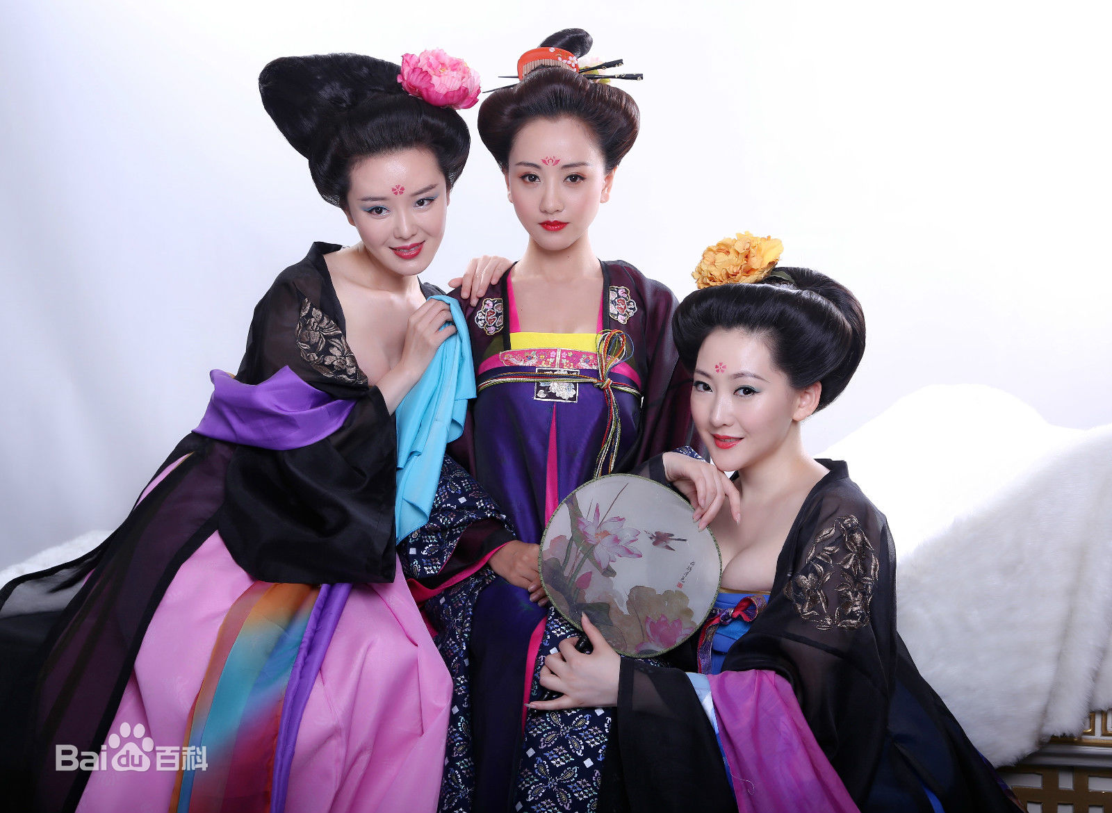 曹馨月《美人制造》精选剧照