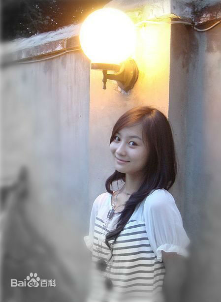 张维娜生活照前后照片