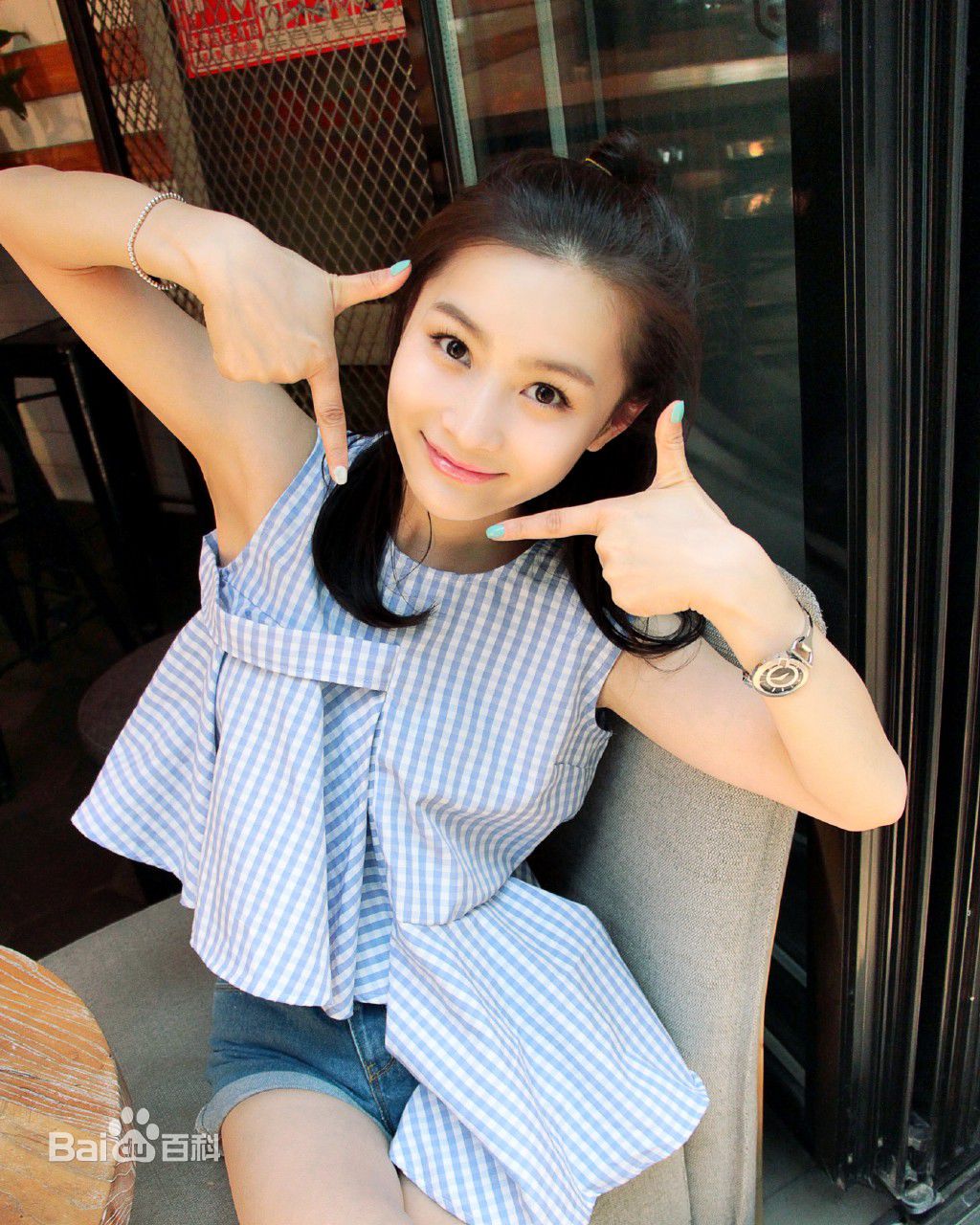 张维娜生活照前后照片