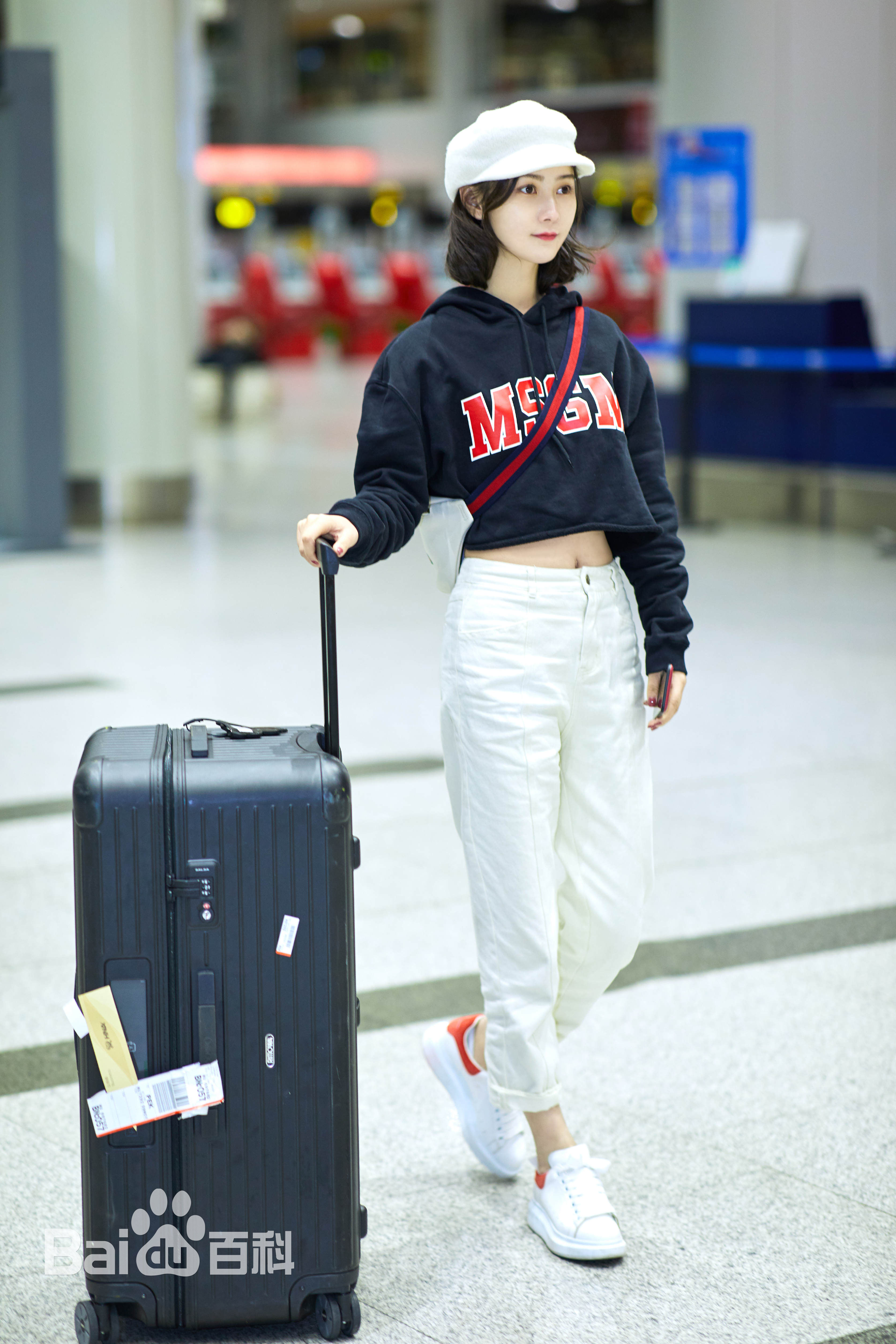 张维娜街拍壁纸壁纸