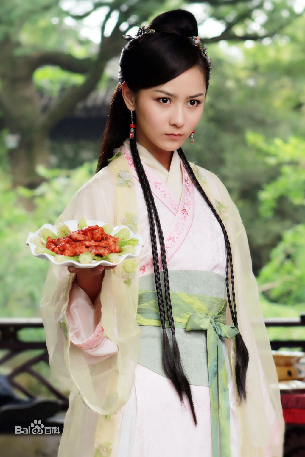 最全张维娜在《五鼠闹东京》纪赛花中的壁纸