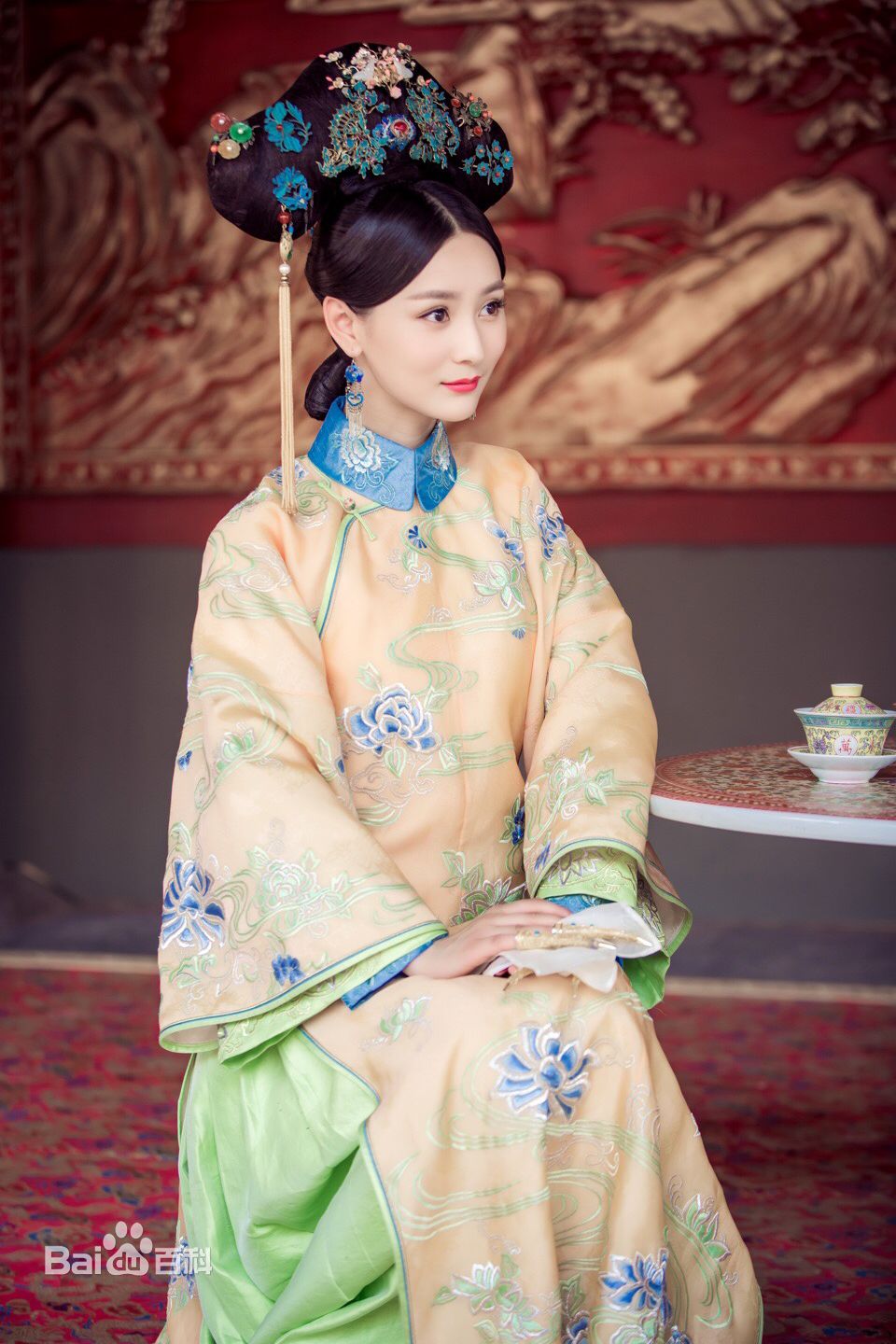 精选张维娜在《龙珠传奇之无间道》赫舍里氏皇后中的图册