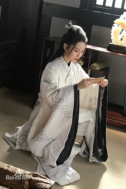 最优质张维娜在《剑王朝》白山水中的