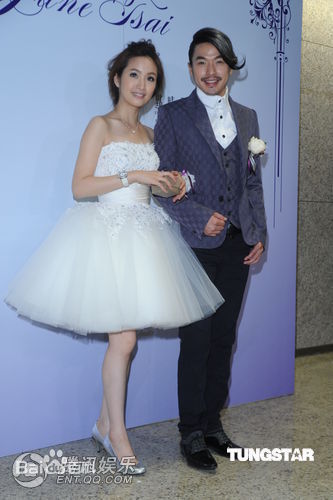 李易(Leeyi)婚礼现场生活照