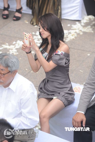 李易(Leeyi)婚礼现场生活照