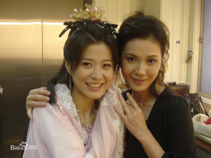 李燕拍摄戏剧性感图片图集