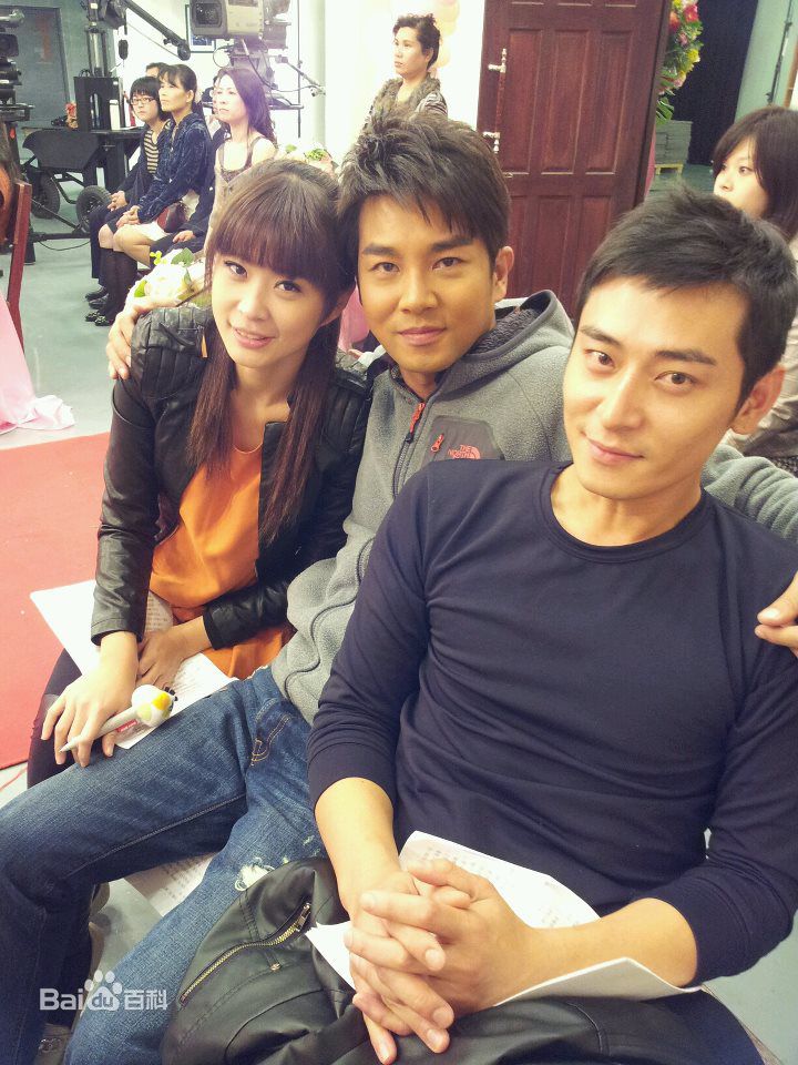 李燕拍摄戏剧性感图片图集