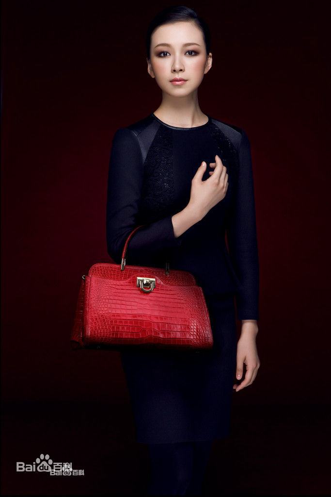 李倩(Cocoze Lee)最新时尚杂志图集