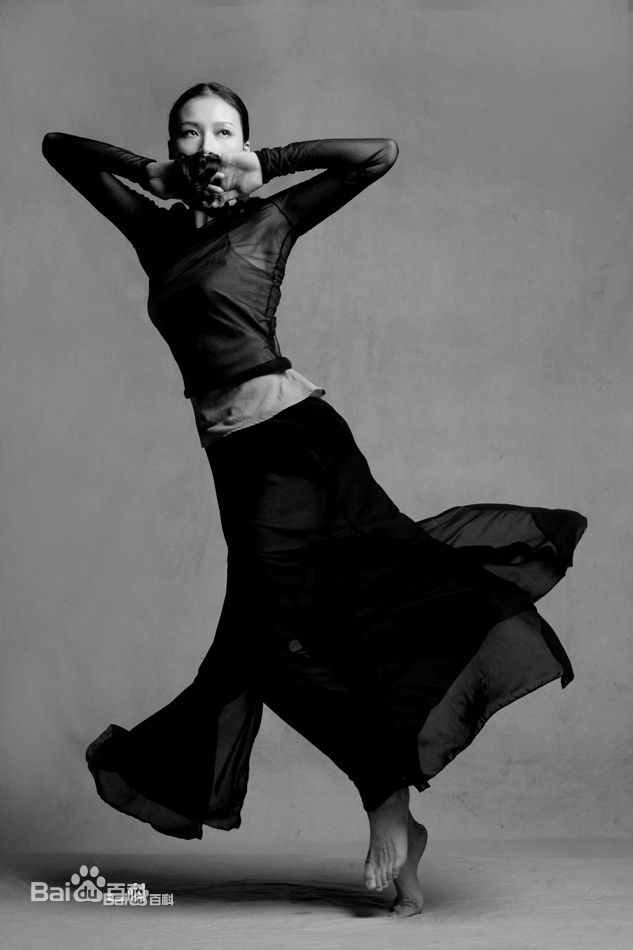 李倩(Cocoze Lee)最新时尚杂志图集