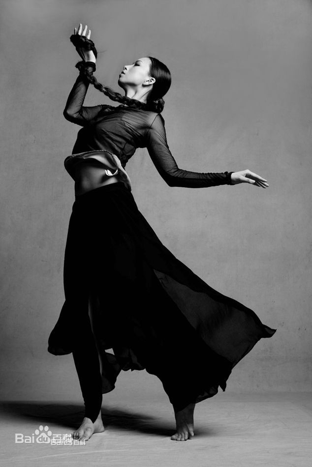 李倩(Cocoze Lee)最新时尚杂志图集