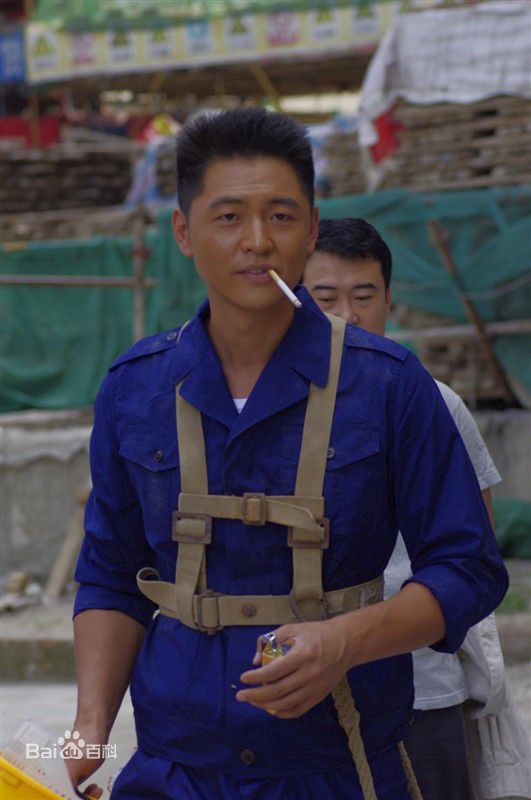 最新高搏(ROCK)在电视剧《我不曾放纵的青春》中的图集