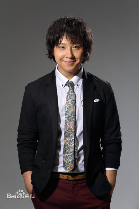 最优质黄才伦生活照