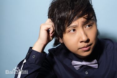 最优质黄才伦生活照