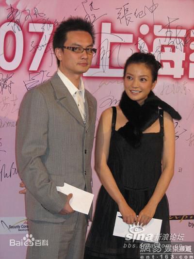 李泉(JamesLi)出席活动照壁纸壁纸