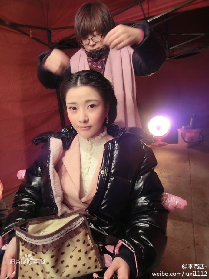 李璐茜姥爷的抗战之花絮性感图片壁纸