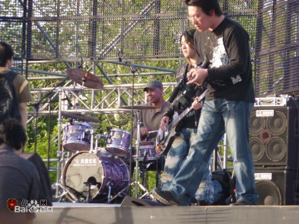 信乐团(Shin)2010年北京朝阳音乐节前后照片