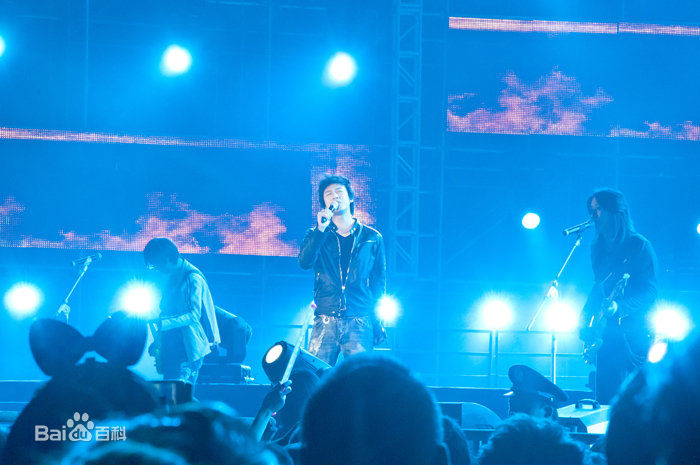 信乐团(Shin)2010年星耀临沂演唱会壁纸壁纸