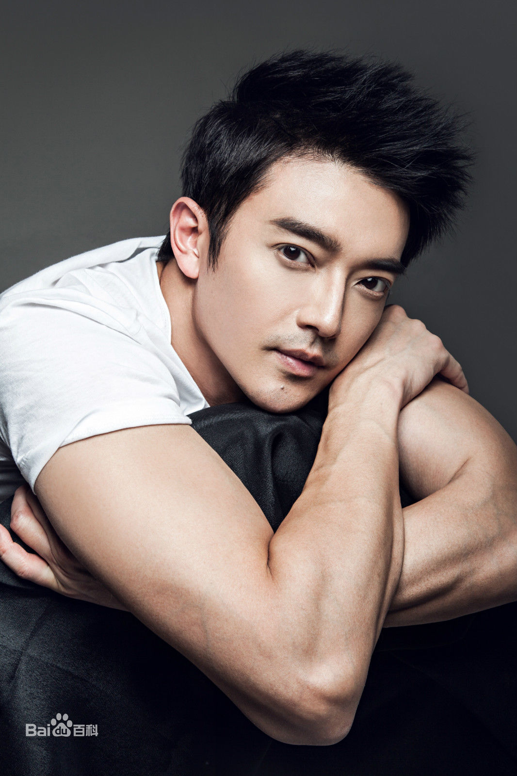 田家达(Jenson Tien)生活照性感图片图集