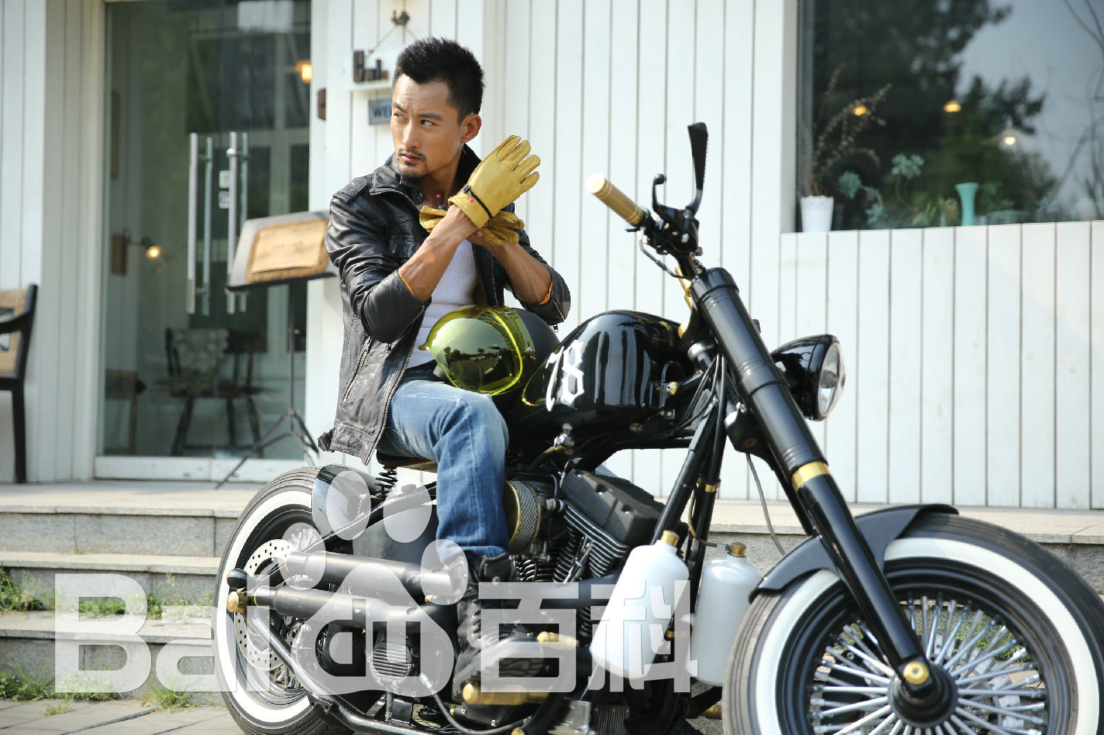 高华阳最新杂志拍摄-生活中的“胡生”壁纸