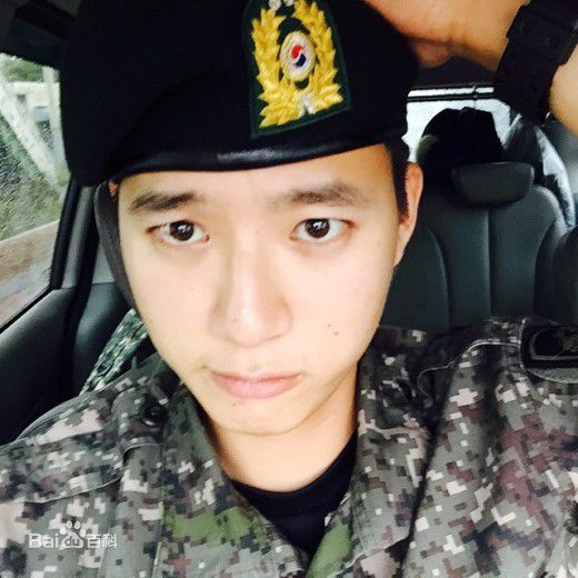 最新刘旻奎(；Yoo Min Gue)性感图片