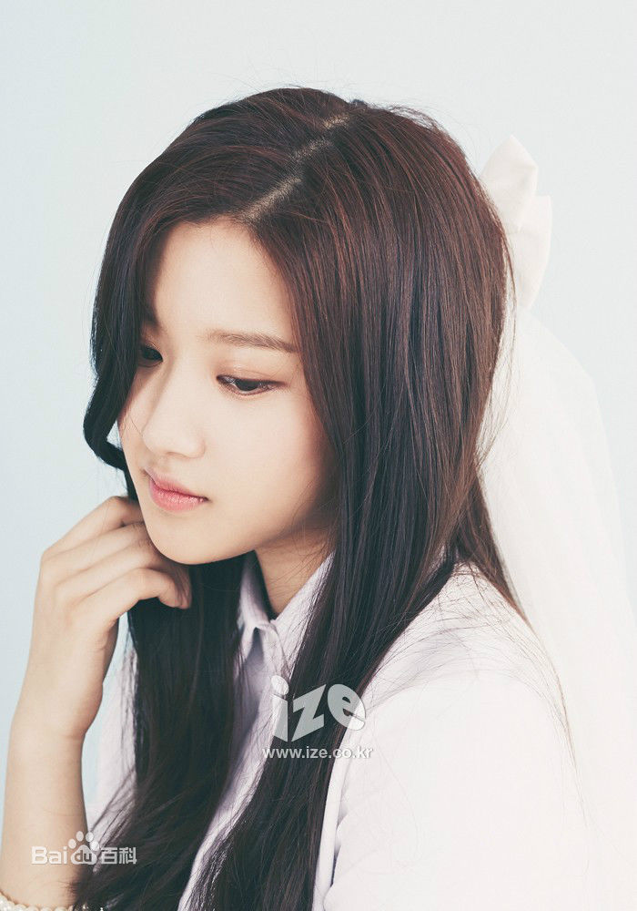 文佳煐( ，Moon Ga Young)ize图册