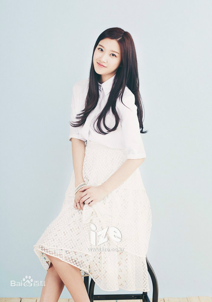 文佳煐( ，Moon Ga Young)ize图册