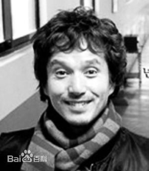 赵在铉(韩文： 英文：Cho Jae Hyun)前后照片