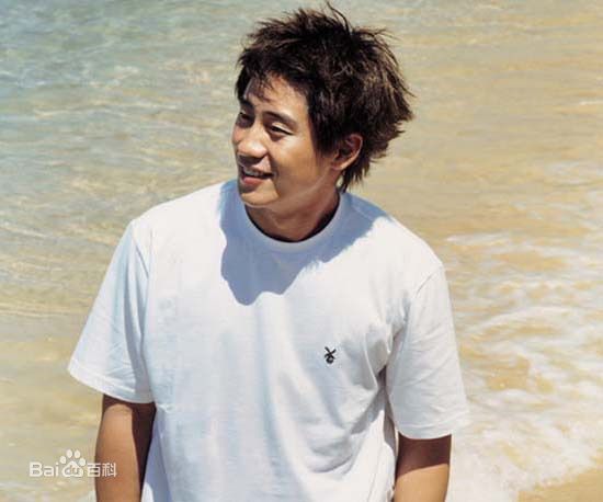 申河均(，Shin Ha-kyun，シン ハギュン)广告相册性感图片图集