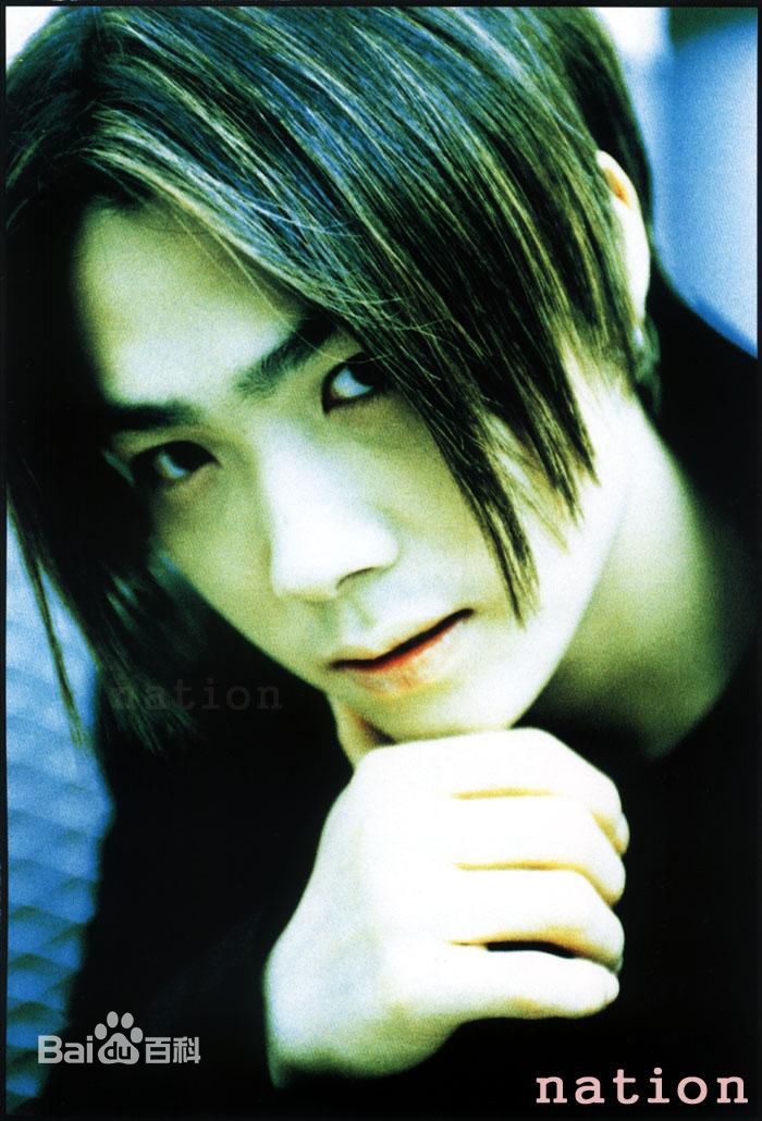 李成真()最新人物图集