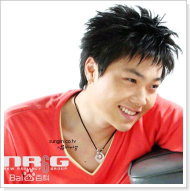 李成真()最新人物图集