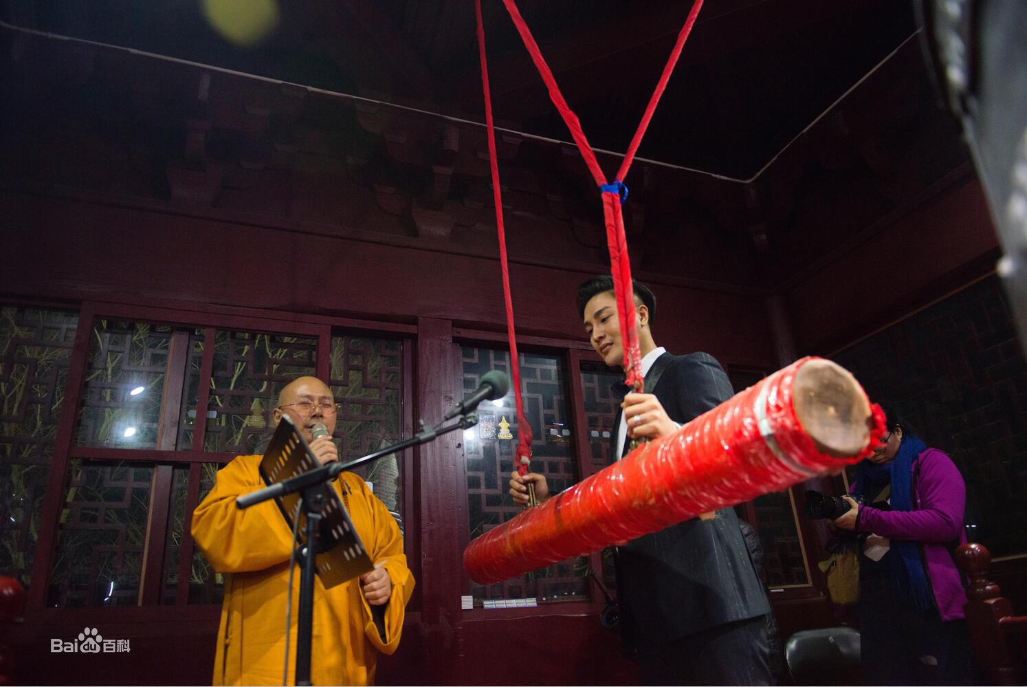 翁航融(Henry)工作照2图册