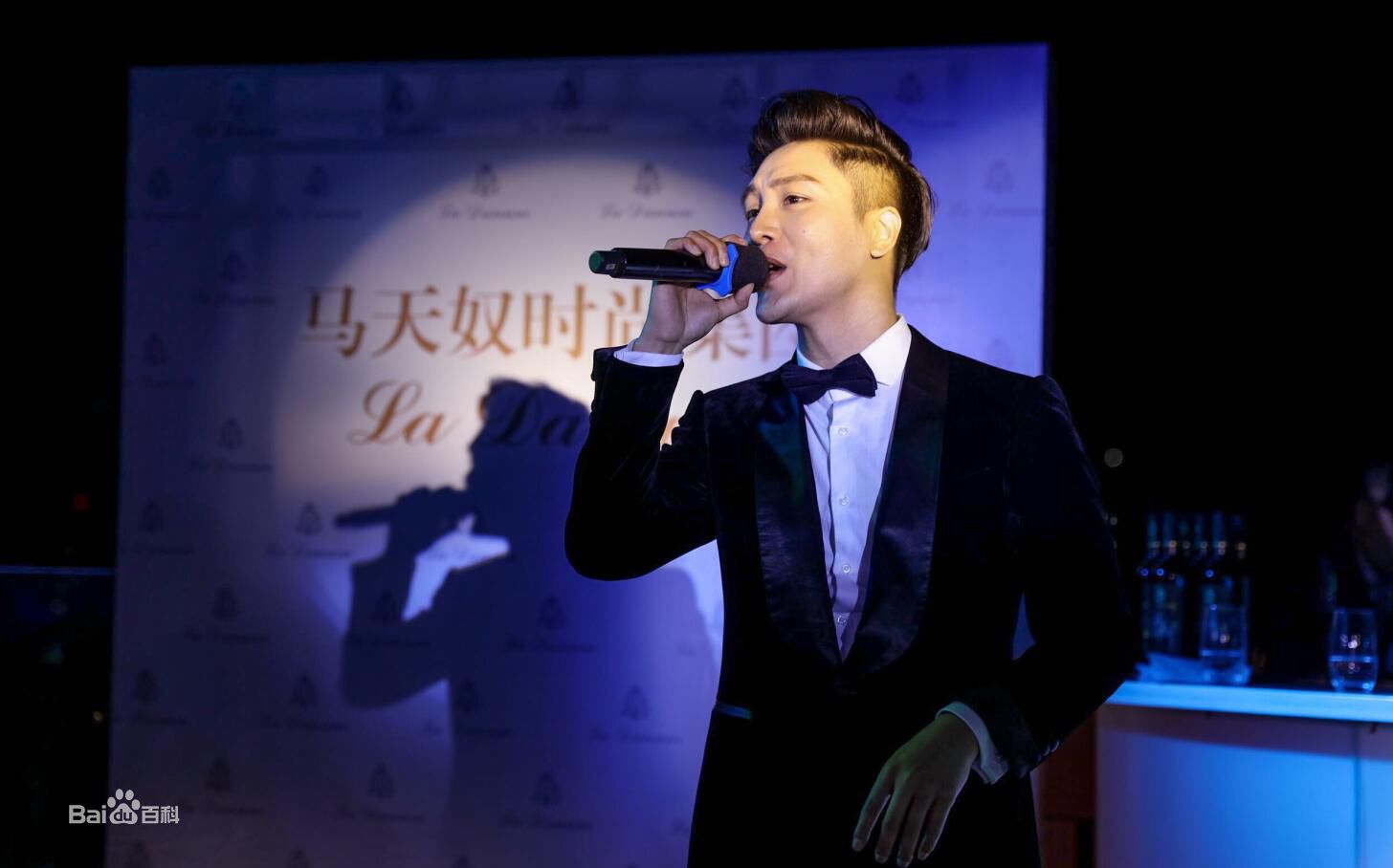 翁航融(Henry)工作照2图册