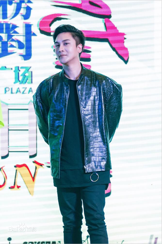 翁航融(Henry)工作照2图册