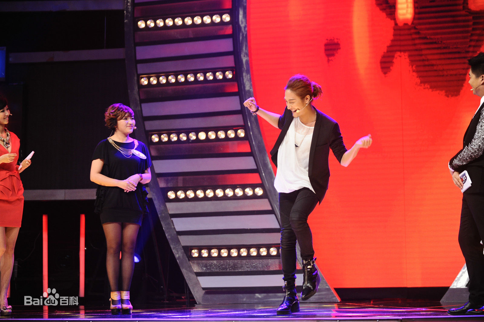 翁航融(Henry)工作照2图册