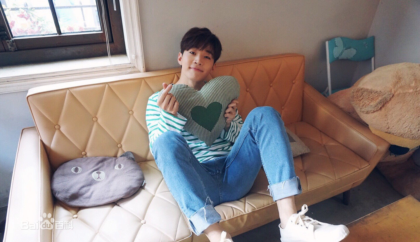 刘宪华(Henry Lau、)Henry壁纸壁纸