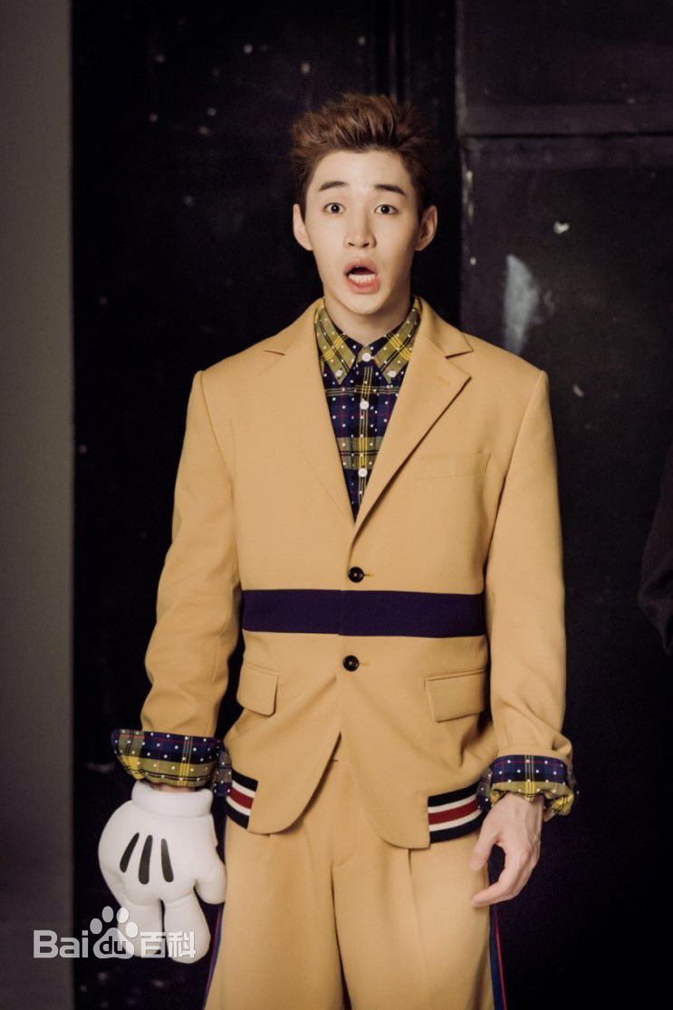 刘宪华(Henry Lau、)杂志