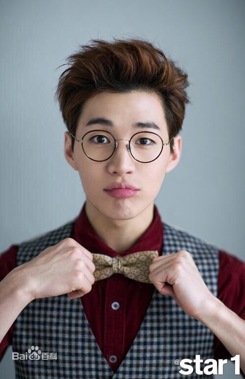 刘宪华(Henry Lau、)杂志