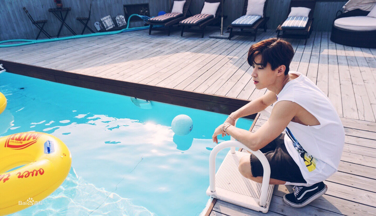 刘宪华(Henry Lau、)生活照素颜照相册