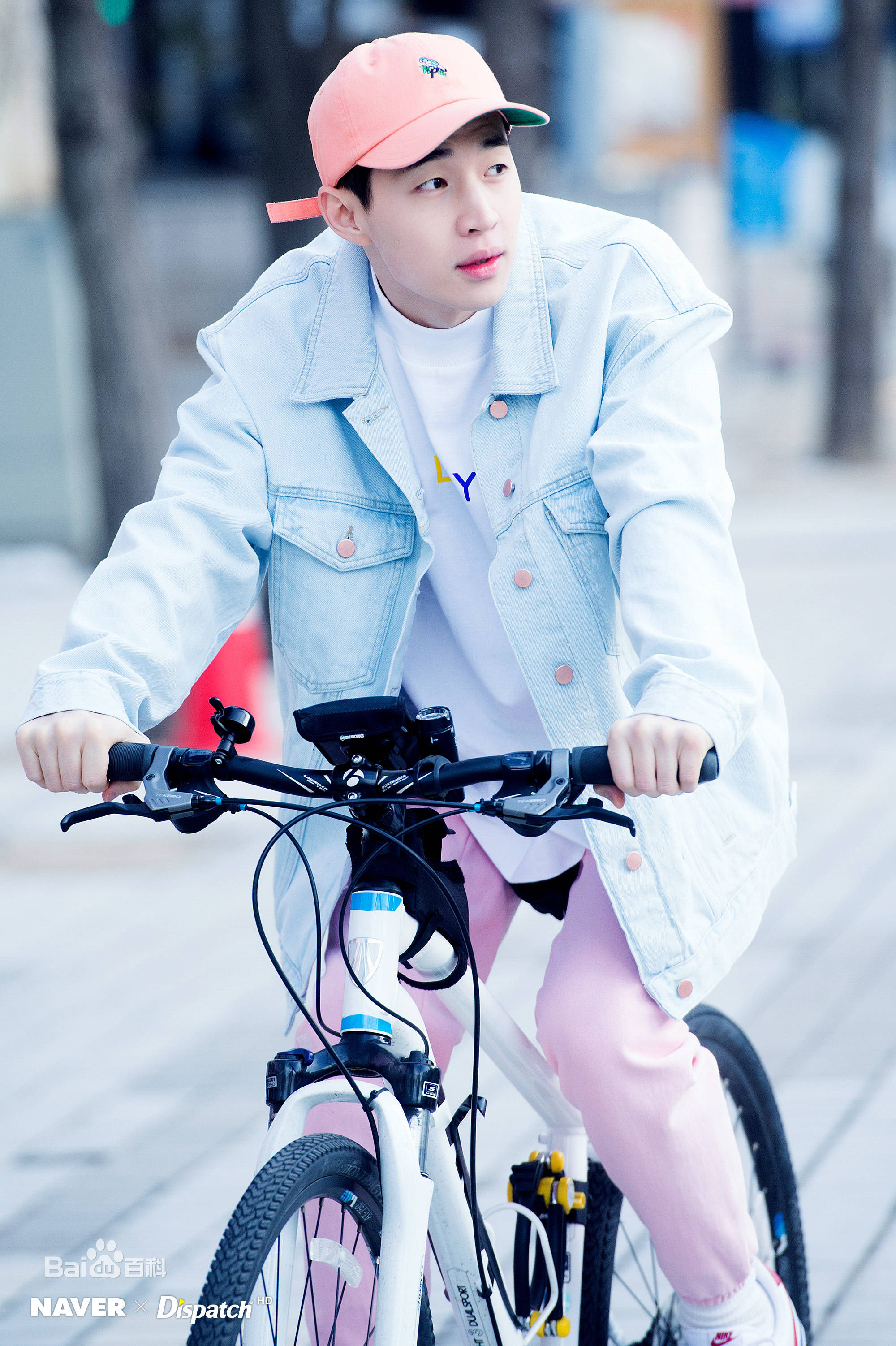 刘宪华(Henry Lau、)近照素颜照相册