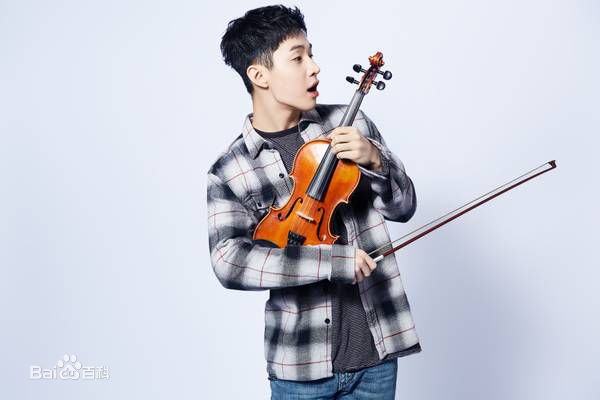 最新刘宪华(Henry Lau、)性感图片