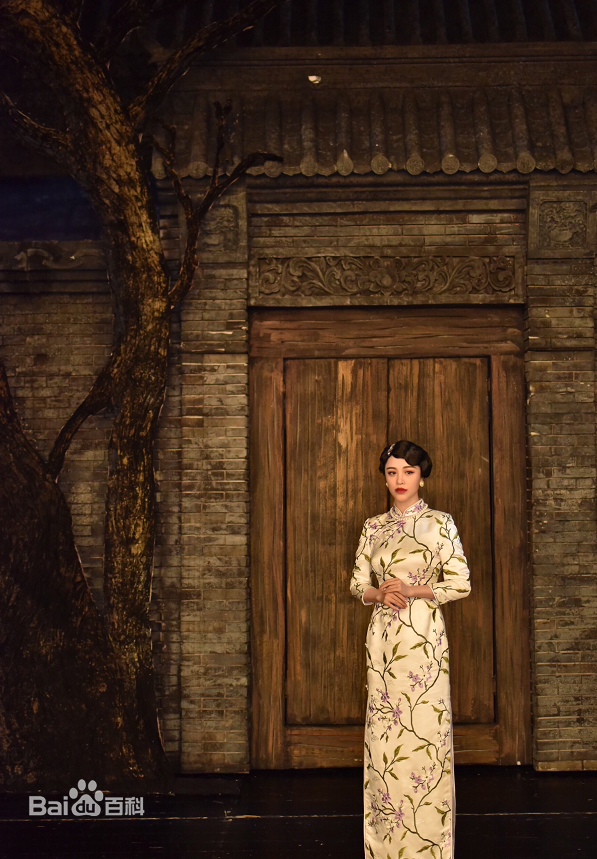 高清葛天在话剧《痴爷》饰演桂云中的图册