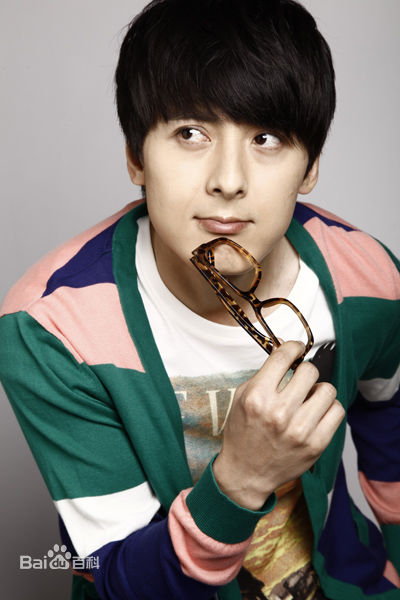 金于宸古晓和图片素颜照相册