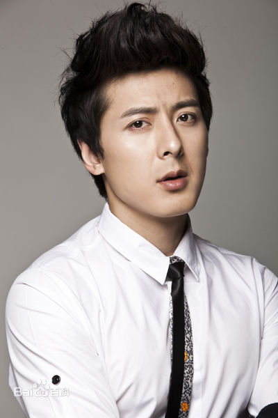 金于宸前后照片