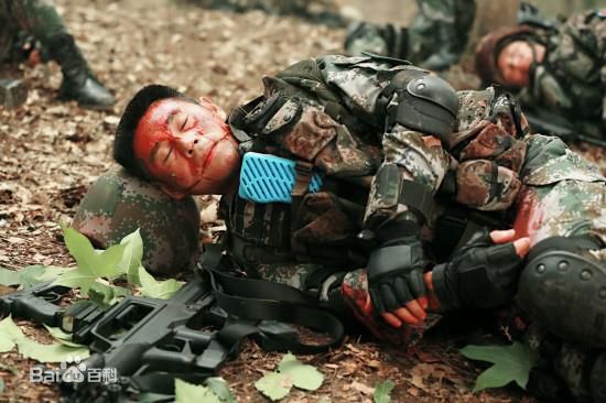 最新马东延在《战狼》剧组照中的图集