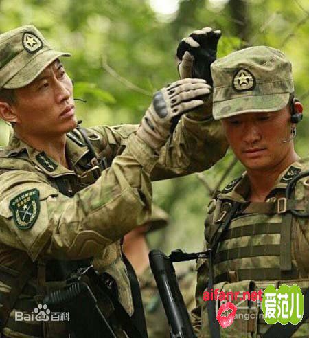 最新马东延在《战狼》剧组照中的图集